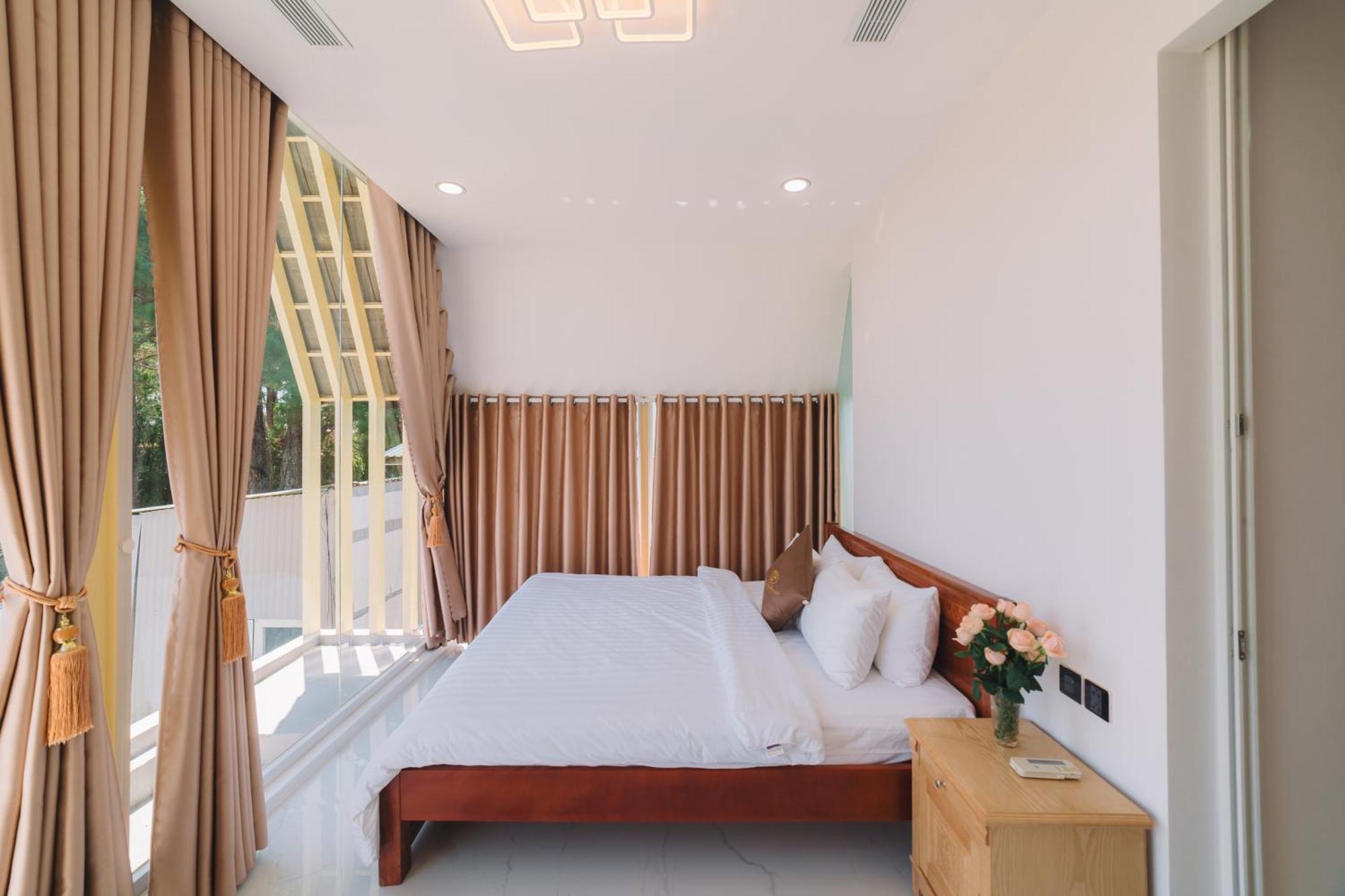 Quy Tai Premium Hotel Đà Lạt Exterior foto
