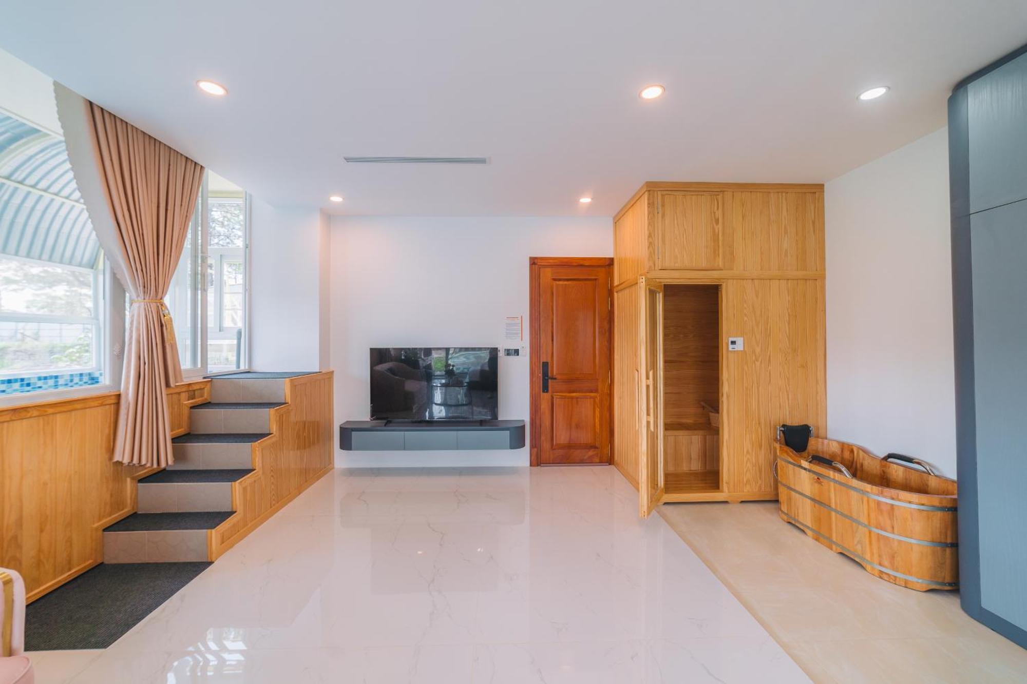 Quy Tai Premium Hotel Đà Lạt Exterior foto